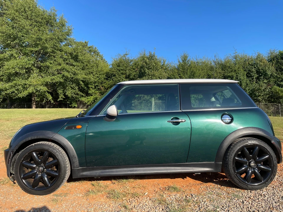 2004 Mini Mini Cooper S 1st Gen - Image 7 of 31