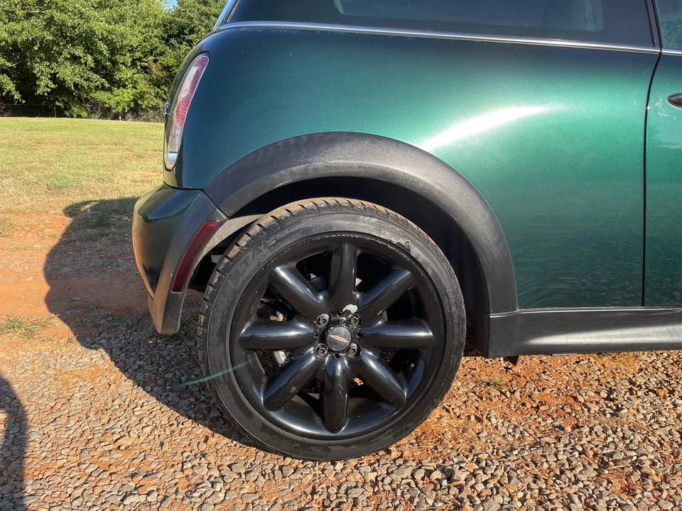 2004 Mini Mini Cooper S 1st Gen - Image 19 of 31