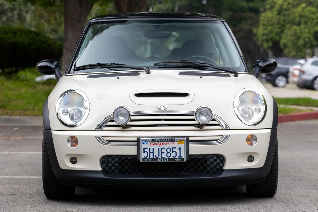 2004 Mini Mini Cooper S 1st Gen - Image 2 of 31