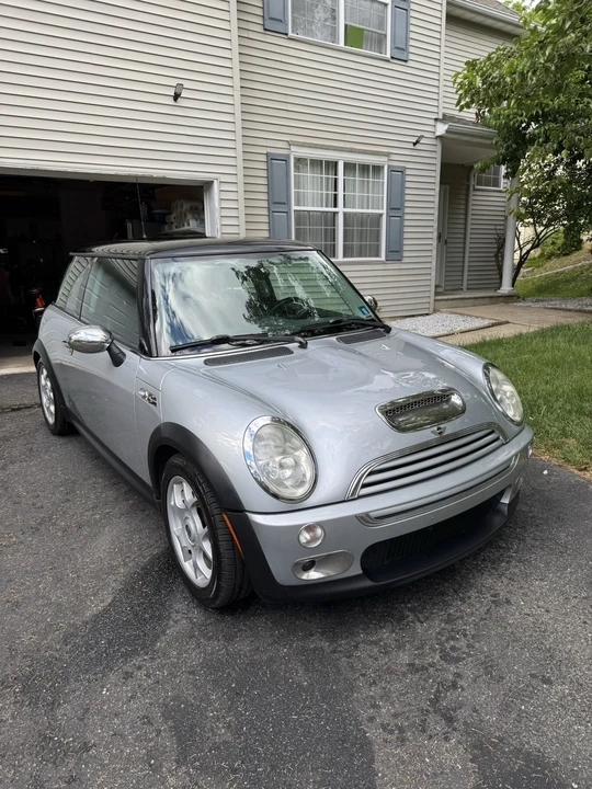 2004 Mini Mini Cooper S 1st Gen - Image 2 of 13