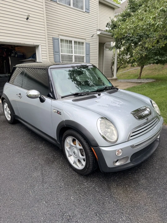 2004 Mini Mini Cooper S 1st Gen - Image 2 of 31