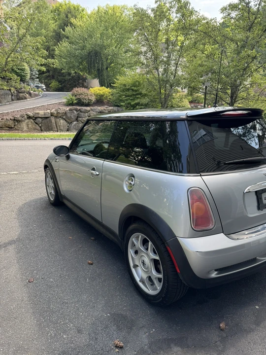 2004 Mini Mini Cooper S 1st Gen - Image 6 of 30