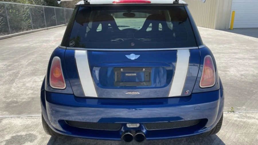 2004 Mini Mini Cooper S 1st Gen - Image 11 of 16