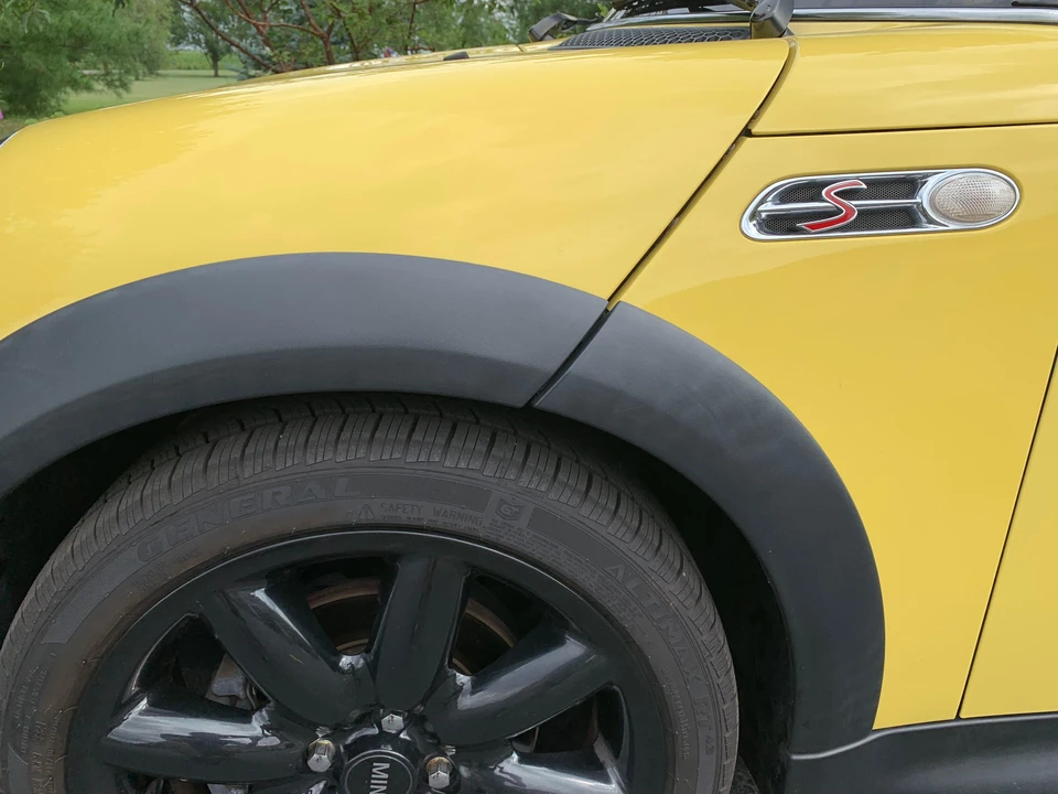2004 Mini Mini Cooper S 1st Gen - Image 21 of 31