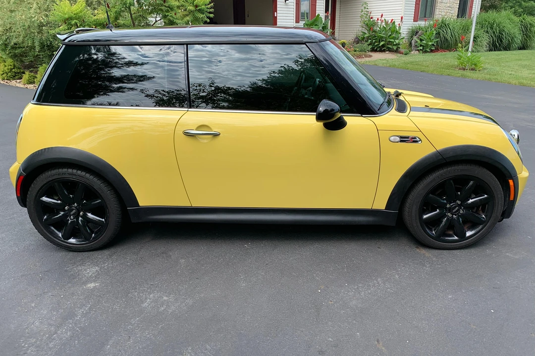 2004 Mini Mini Cooper S 1st Gen - Image 3 of 31
