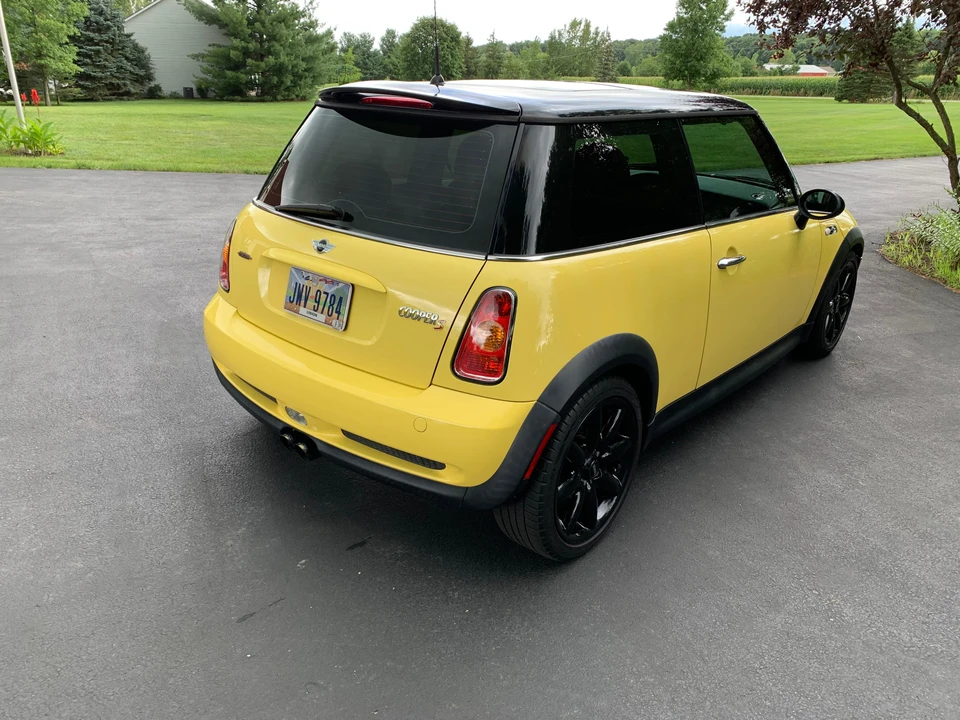2004 Mini Mini Cooper S 1st Gen - Image 13 of 31