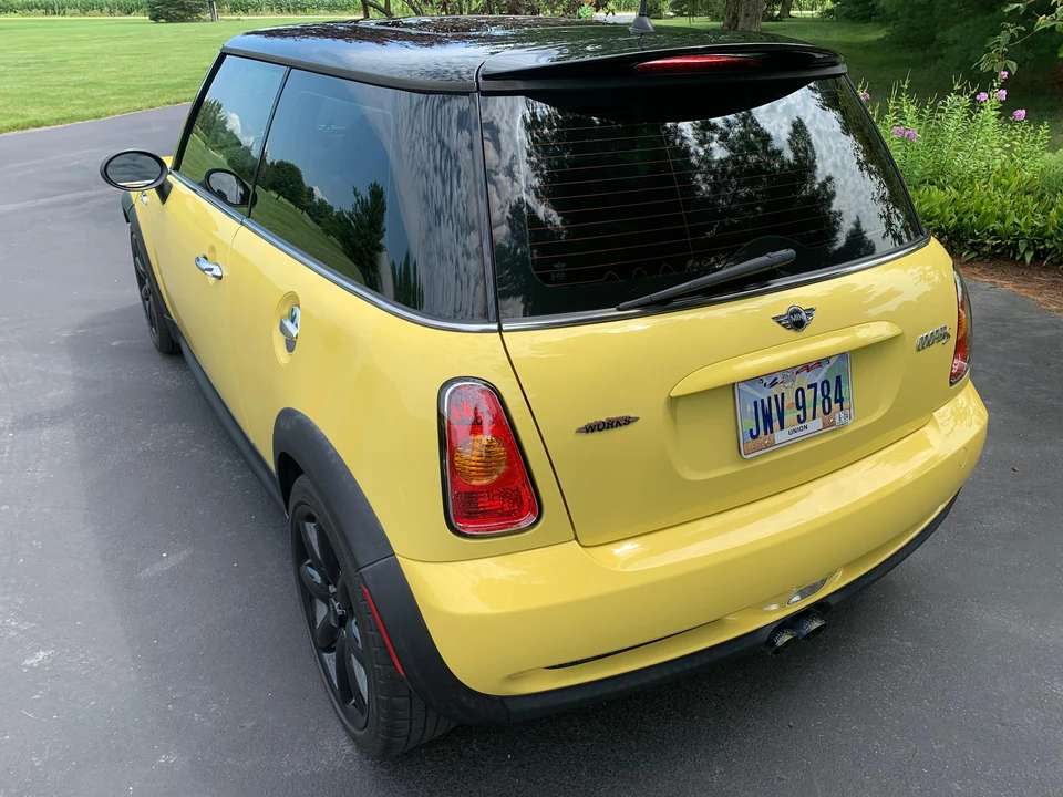 2004 Mini Mini Cooper S 1st Gen - Image 11 of 31