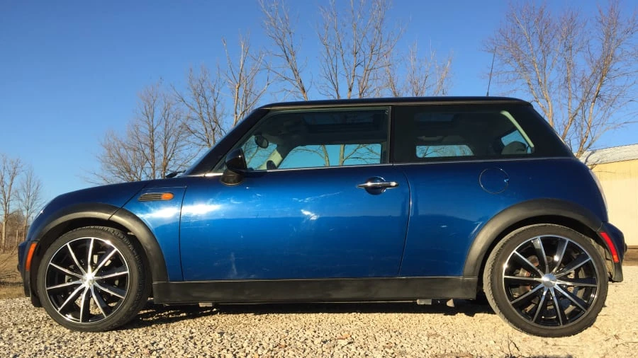 2004 Mini Mini 1st Gen - Image 2 of 6