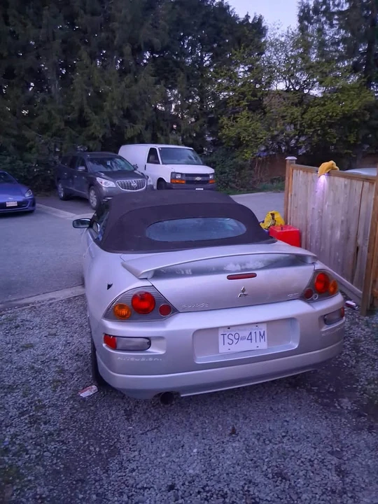 2004 Mitsubishi Eclipse 3rd Gen - Image 2 of 12