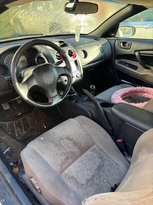 2004 Mitsubishi Eclipse 3rd Gen - Image 3 of 12