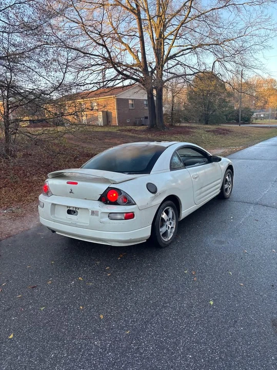 2004 Mitsubishi Eclipse 3rd Gen - Image 9 of 12