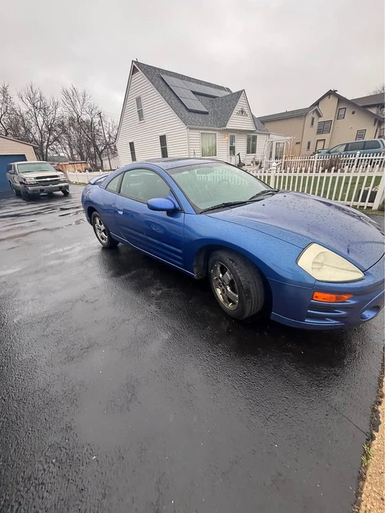 2004 Mitsubishi Eclipse 3rd Gen - Image 2 of 6