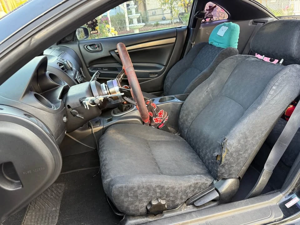 2004 Mitsubishi Eclipse 3rd Gen - Image 10 of 14