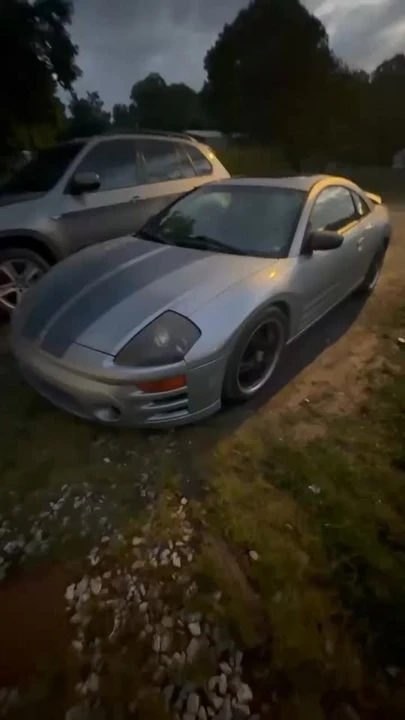 2004 Mitsubishi Eclipse 3rd Gen - Image 3 of 3