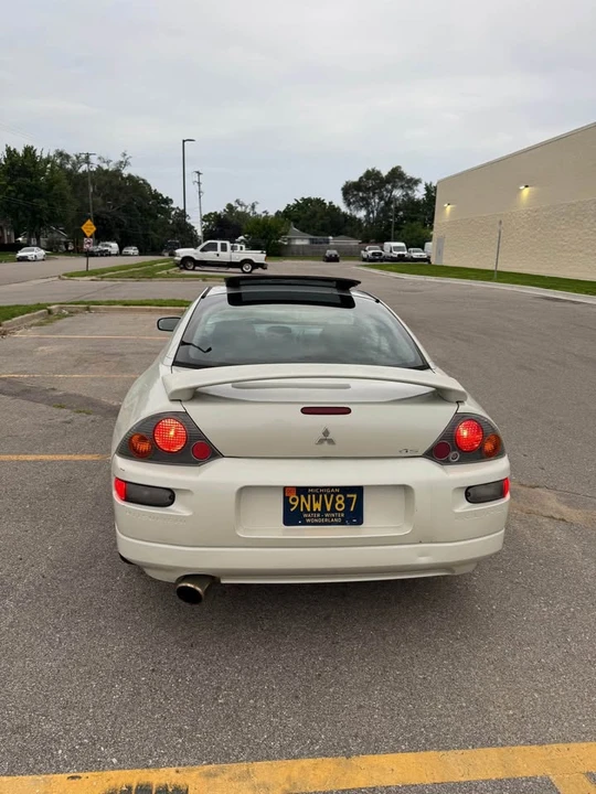 2004 Mitsubishi Eclipse 3rd Gen - Image 3 of 10