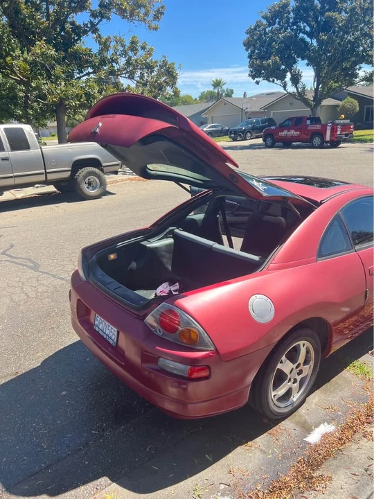 2004 Mitsubishi Eclipse 3rd Gen - Image 10 of 16