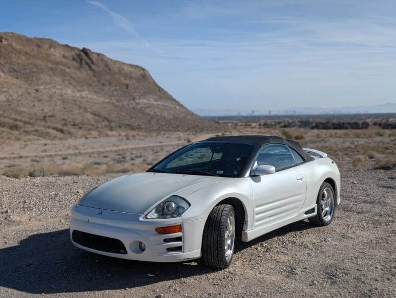 2004 Mitsubishi Eclipse 3rd Gen - Image 9 of 14