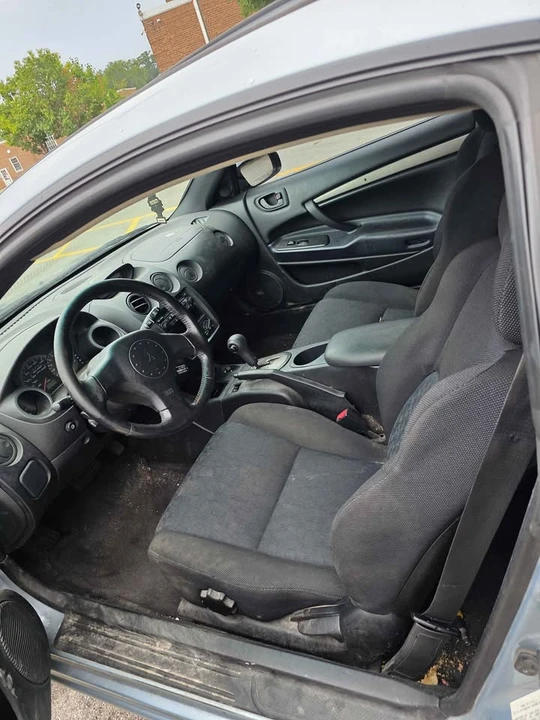 2004 Mitsubishi Eclipse 3rd Gen - Image 3 of 6