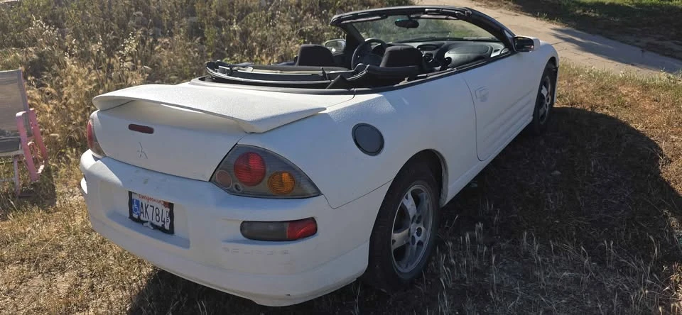 2004 Mitsubishi Eclipse 3rd Gen - Image 8 of 11