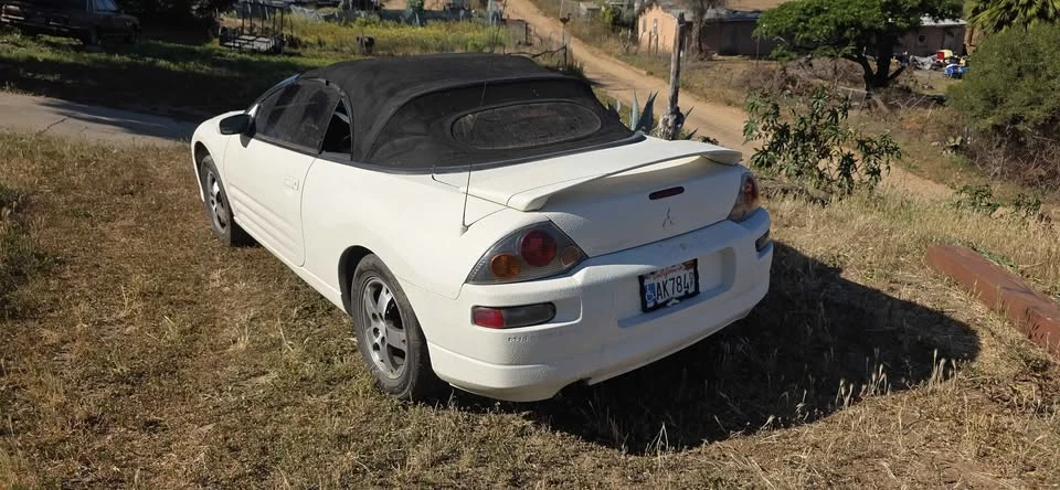 2004 Mitsubishi Eclipse 3rd Gen - Image 2 of 11