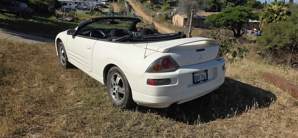 2004 Mitsubishi Eclipse 3rd Gen - Image 9 of 11