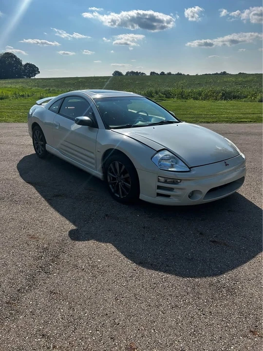 2004 Mitsubishi Eclipse 3rd Gen - Image 2 of 14