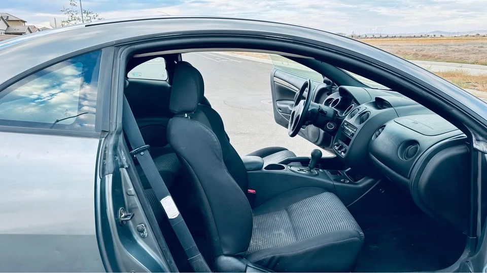 2004 Mitsubishi Eclipse 3rd Gen - Image 12 of 16