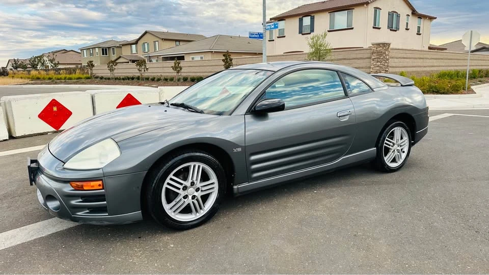 2004 Mitsubishi Eclipse 3rd Gen - Image 4 of 16