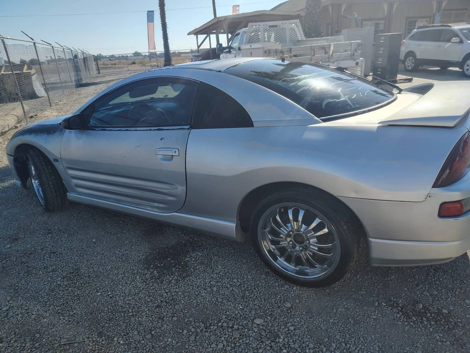 2004 Mitsubishi Eclipse 3rd Gen - Image 3 of 6