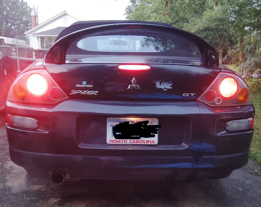 2004 Mitsubishi Eclipse 3rd Gen - Image 5 of 14