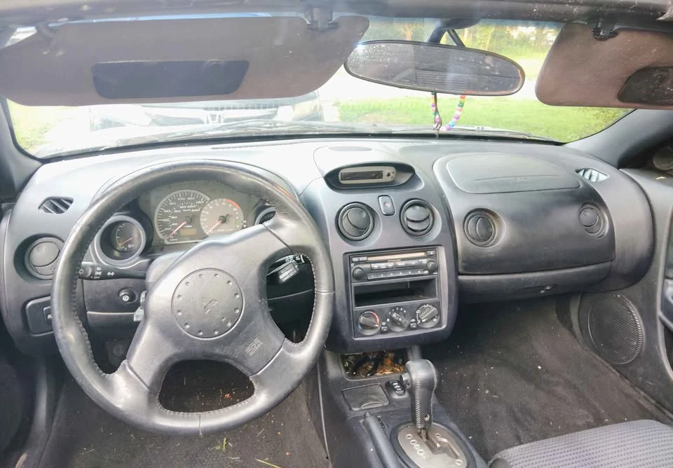 2004 Mitsubishi Eclipse 3rd Gen - Image 7 of 14
