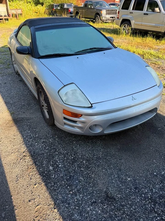 2004 Mitsubishi Eclipse 3rd Gen - Image 3 of 11