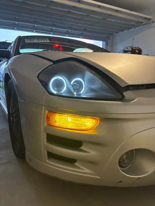 2004 Mitsubishi Eclipse 3rd Gen - Image 3 of 7