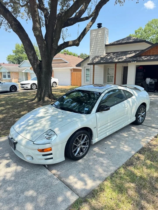 2004 Mitsubishi Eclipse 3rd Gen - Image 3 of 9
