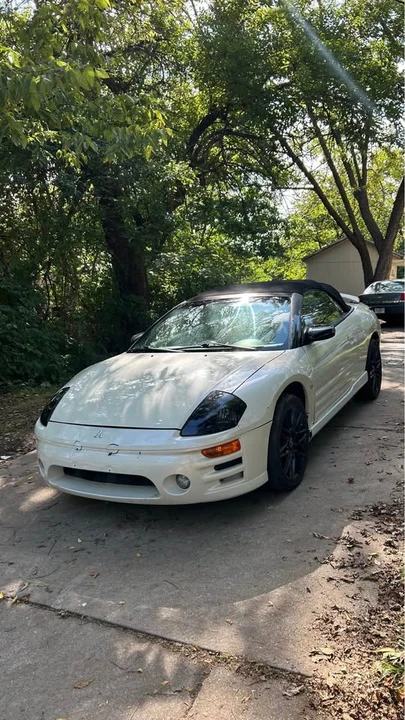 2004 Mitsubishi Eclipse 3rd Gen - Image 4 of 9