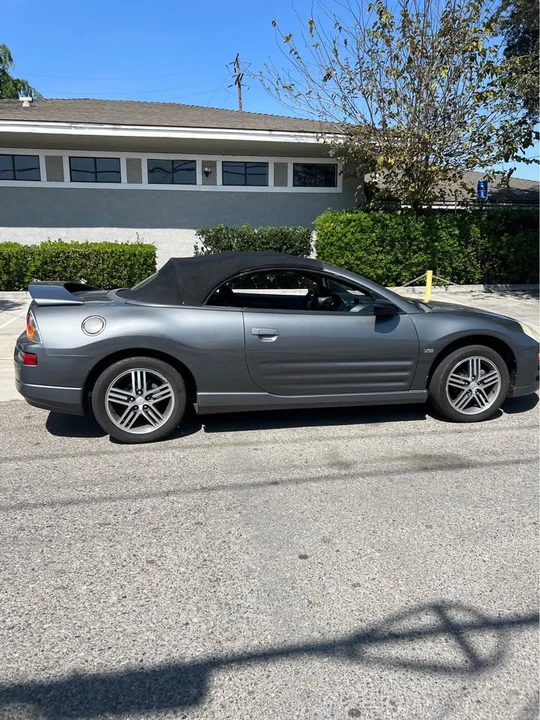 2004 Mitsubishi Eclipse 3rd Gen - Image 2 of 3