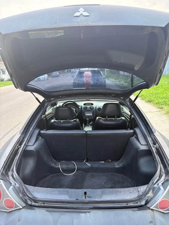2004 Mitsubishi Eclipse 3rd Gen - Image 6 of 7
