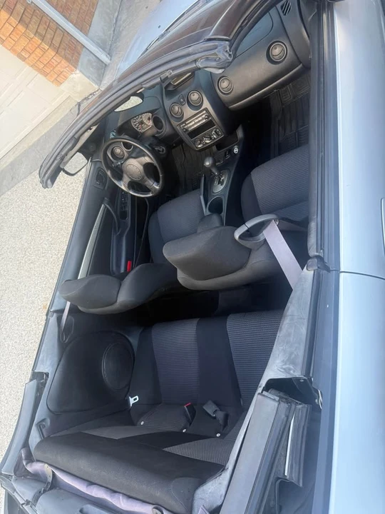 2004 Mitsubishi Eclipse 3rd Gen - Image 9 of 10