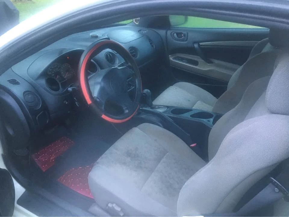 2004 Mitsubishi Eclipse 3rd Gen - Image 8 of 10
