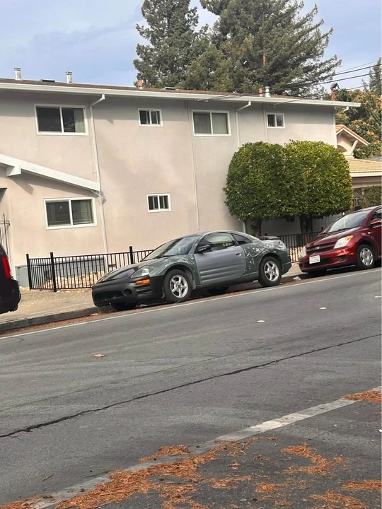 2004 Mitsubishi Eclipse 3rd Gen - Image 3 of 3