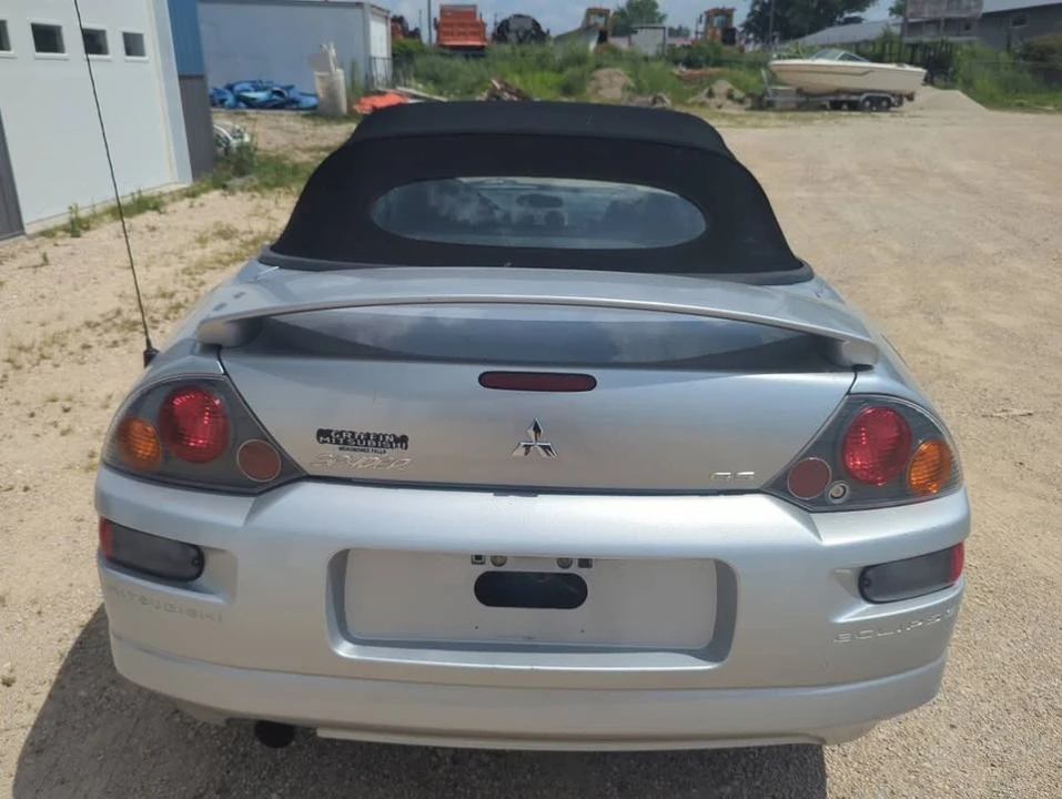 2004 Mitsubishi Eclipse 3rd Gen - Image 8 of 16