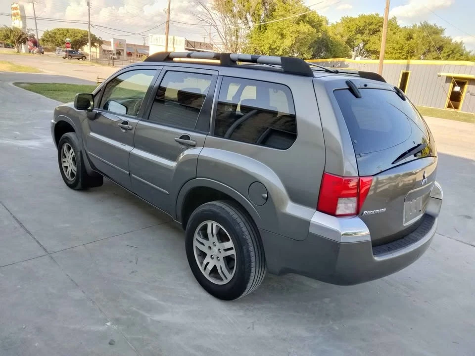 2004 Mitsubishi Endeavor - Image 7 of 20