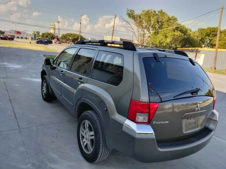 2004 Mitsubishi Endeavor - Image 20 of 20