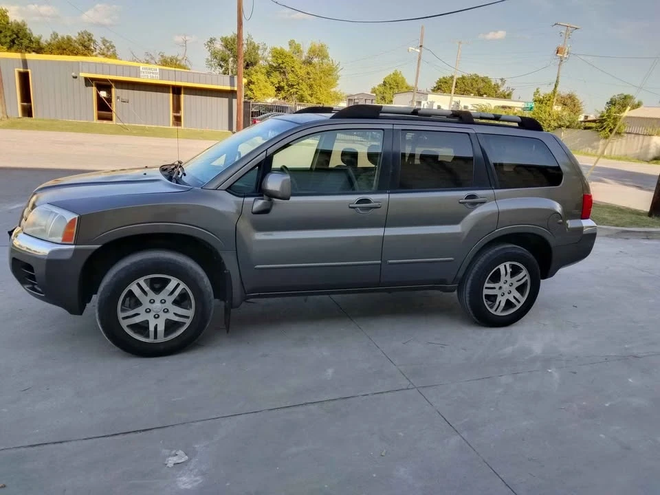 2004 Mitsubishi Endeavor - Image 4 of 20