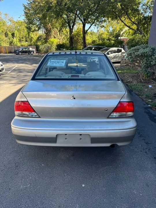 2004 Mitsubishi Chariot - Image 14 of 14