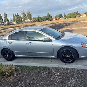 2004 Mitsubishi Galant