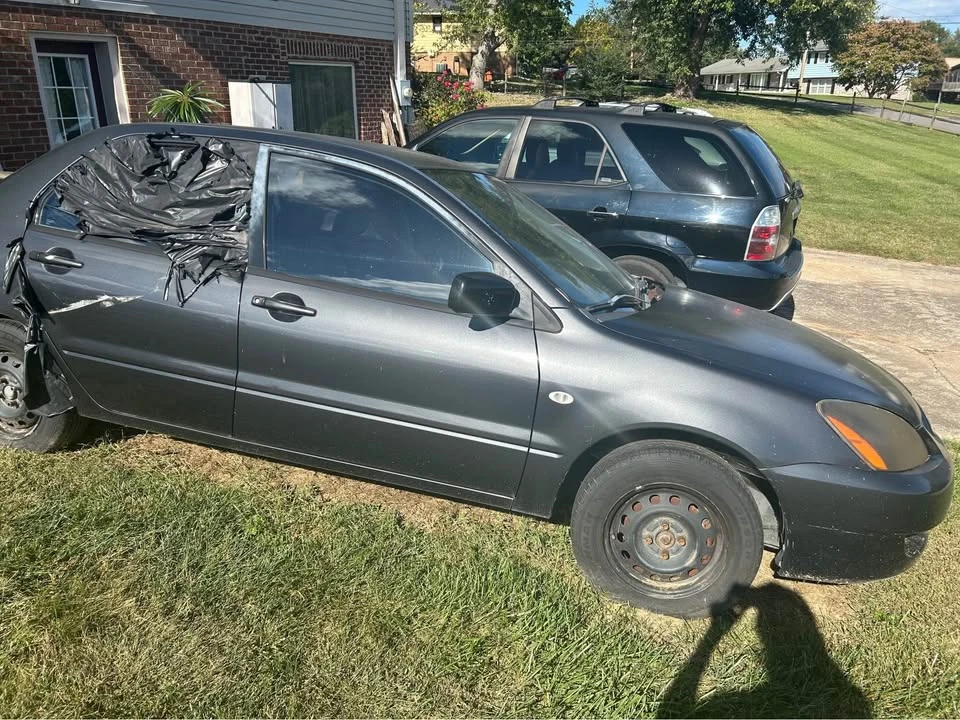 2004 Mitsubishi Lancer 7th Gen - Image 2 of 2