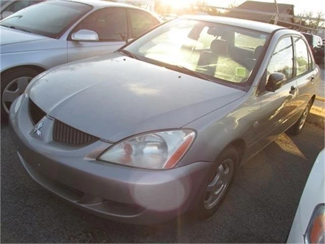 2004 Mitsubishi Lancer 8th Gen - Image 2 of 9