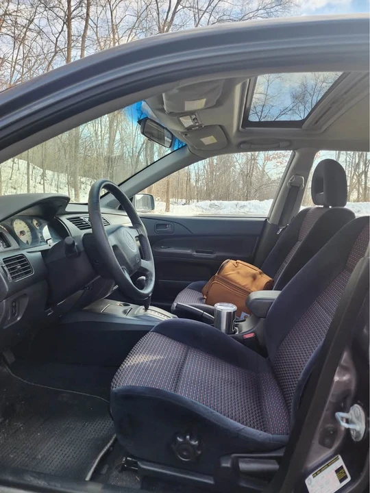 2004 Mitsubishi Lancer 8th Gen - Image 6 of 8