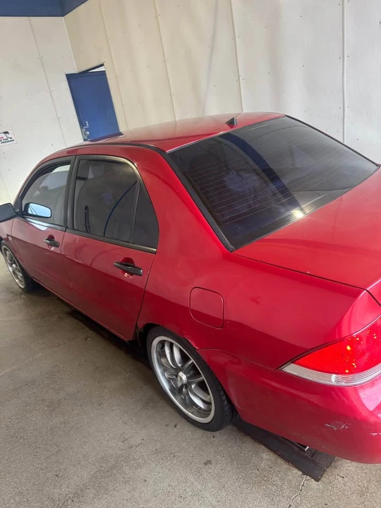 2004 Mitsubishi Lancer 8th Gen - Image 14 of 15
